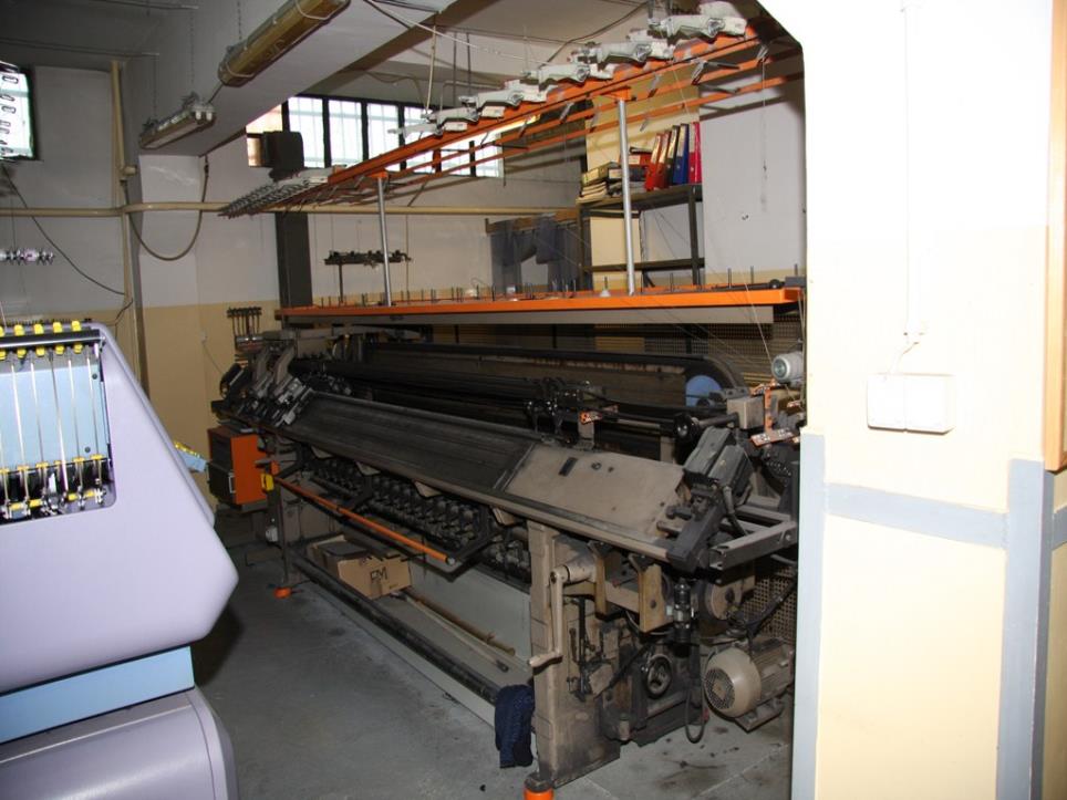 Used STOLL ANVH-4M Flat bed knitting machine for Sale (Auction Premium) | NetBid Industrial Auctions